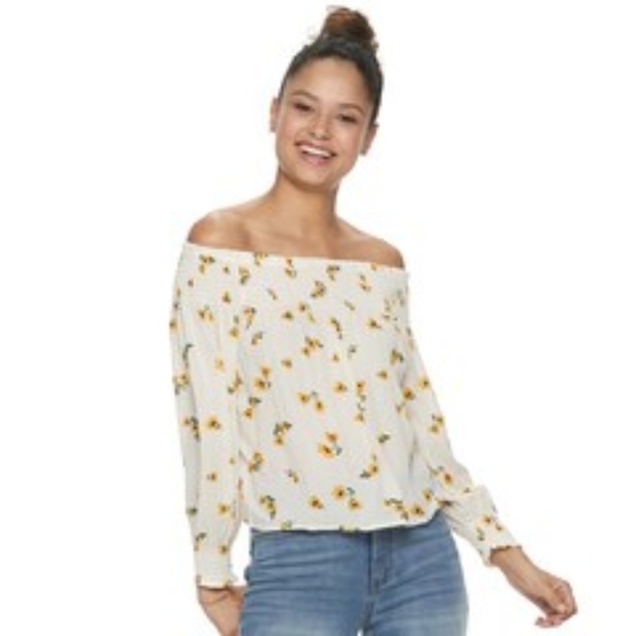 cute off the shoulder tops for juniors